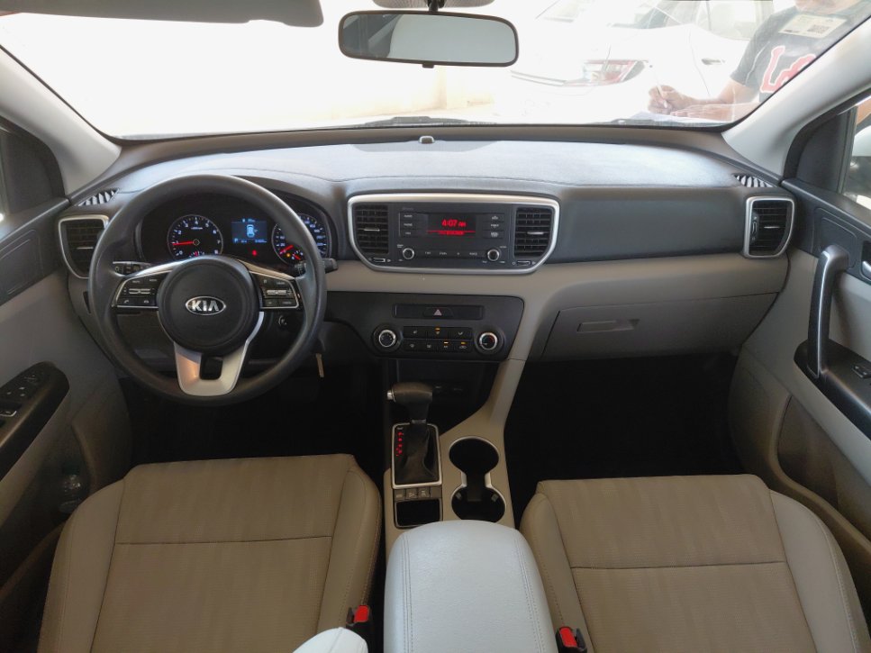 KIA Sportage LX  2021 image