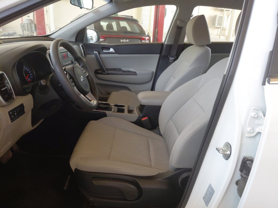 KIA Sportage LX  2021 image