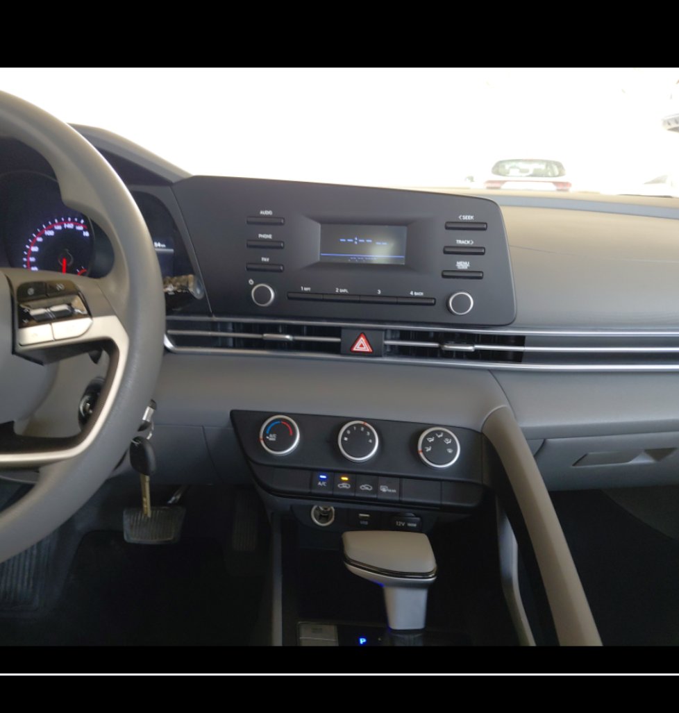 Hyundai Elantra GL 2023 image