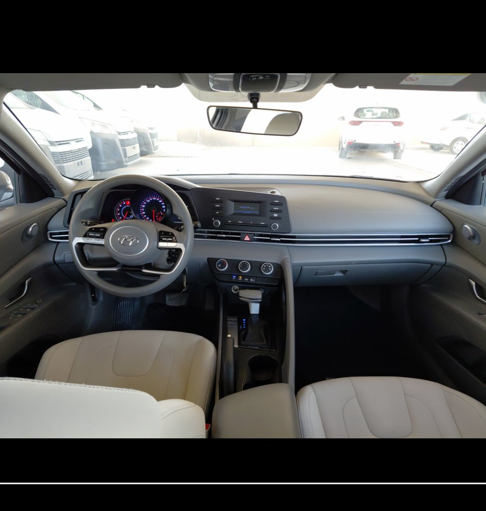 Hyundai Elantra GL 2023 image