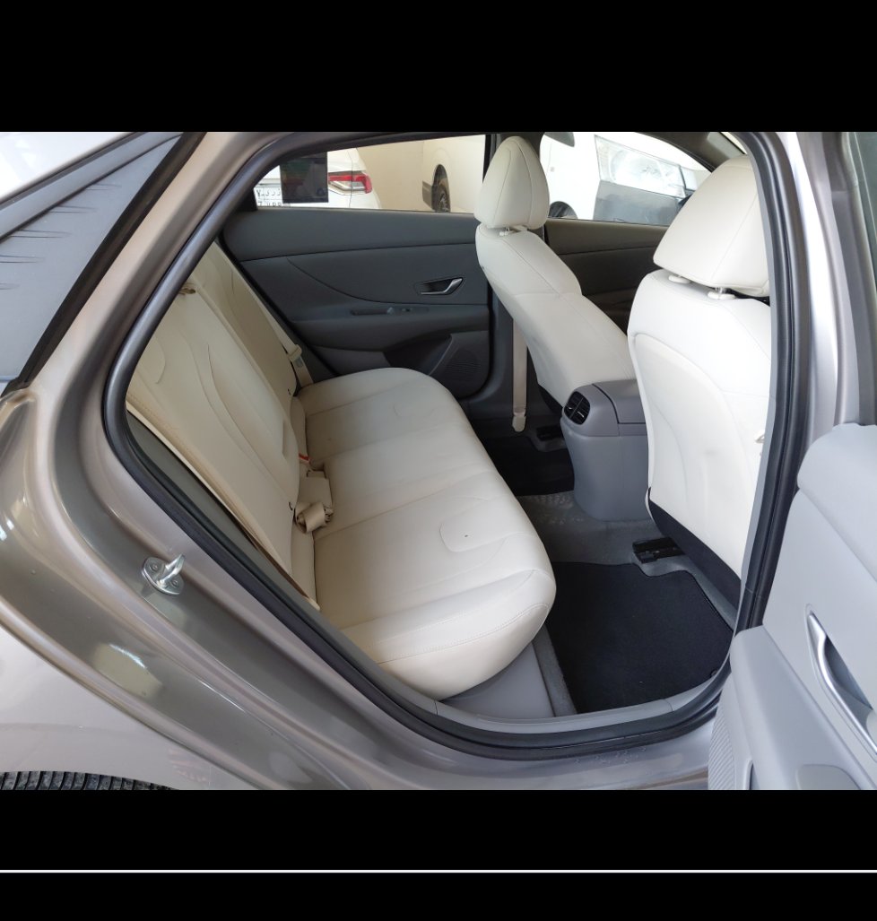 Hyundai Elantra GL 2023 image