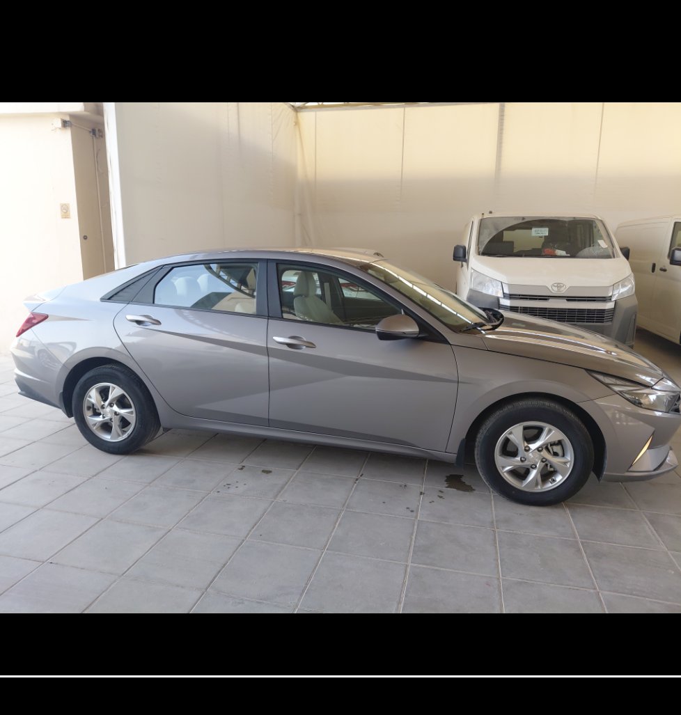 Hyundai Elantra GL 2023 image