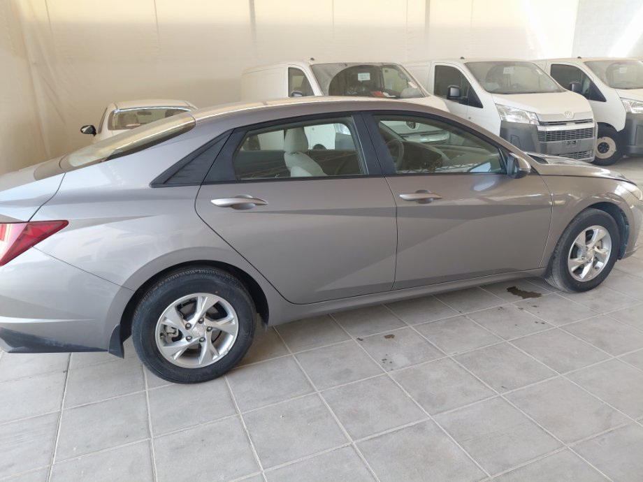 Hyundai Elantra GL 2023 image
