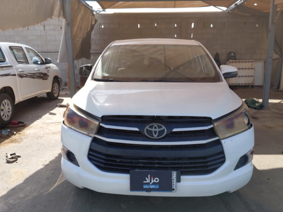 Toyota Innova  2020
