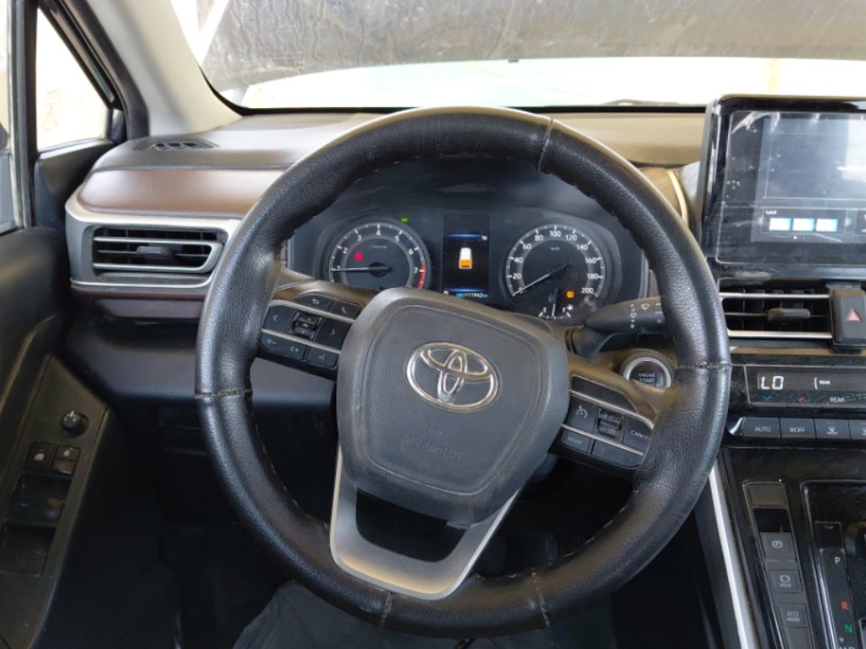 تويوتا انوفا  2024 image