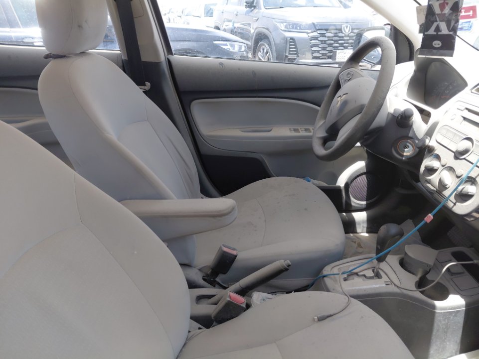 ميتسوبيشي أتراج  2021 image