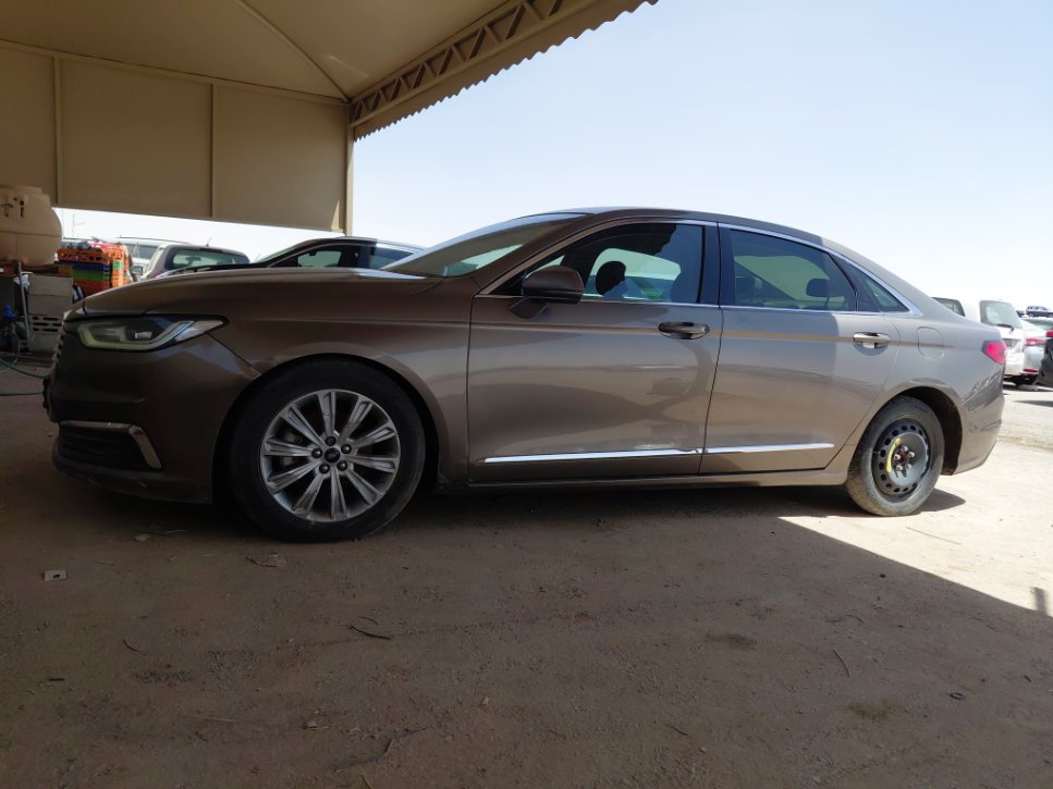 Ford Taurus  2021 image