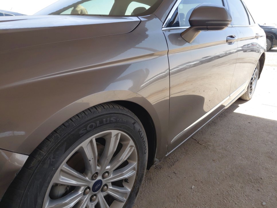 Ford Taurus  2021 image