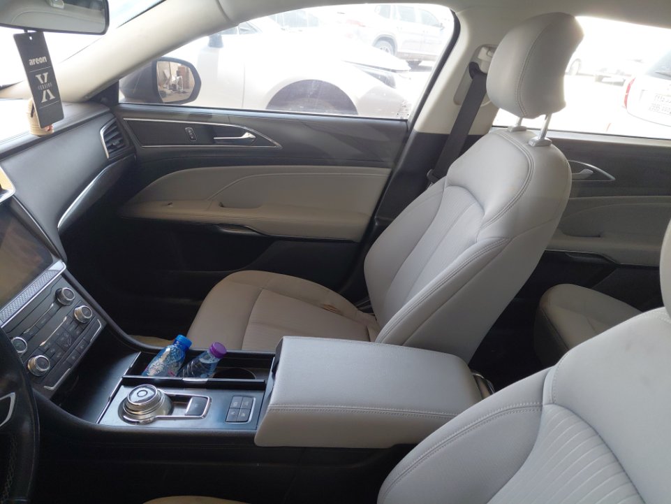 Ford Taurus  2021 image