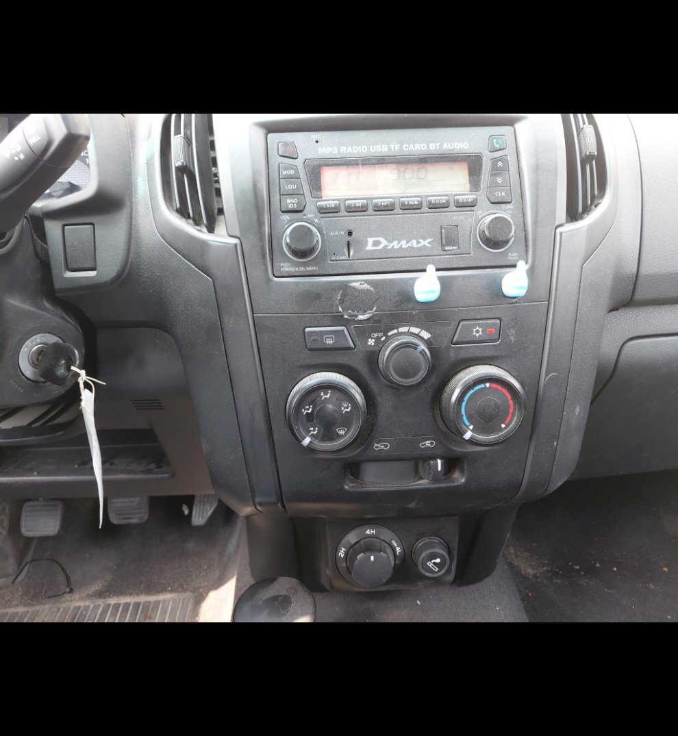 Isuzu D MAX 4x4 2022 image