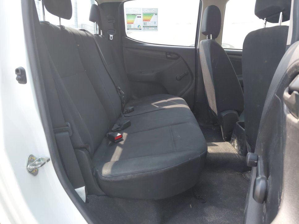 Isuzu D MAX 4x4 2022 image