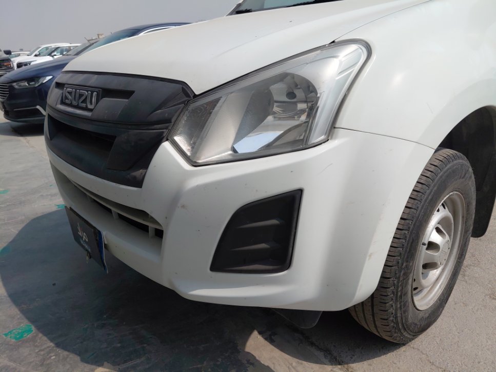 Isuzu D MAX 4x4 2022 image