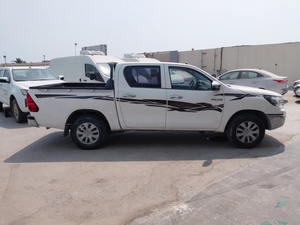 Toyota Hilux 4x2 2022 image