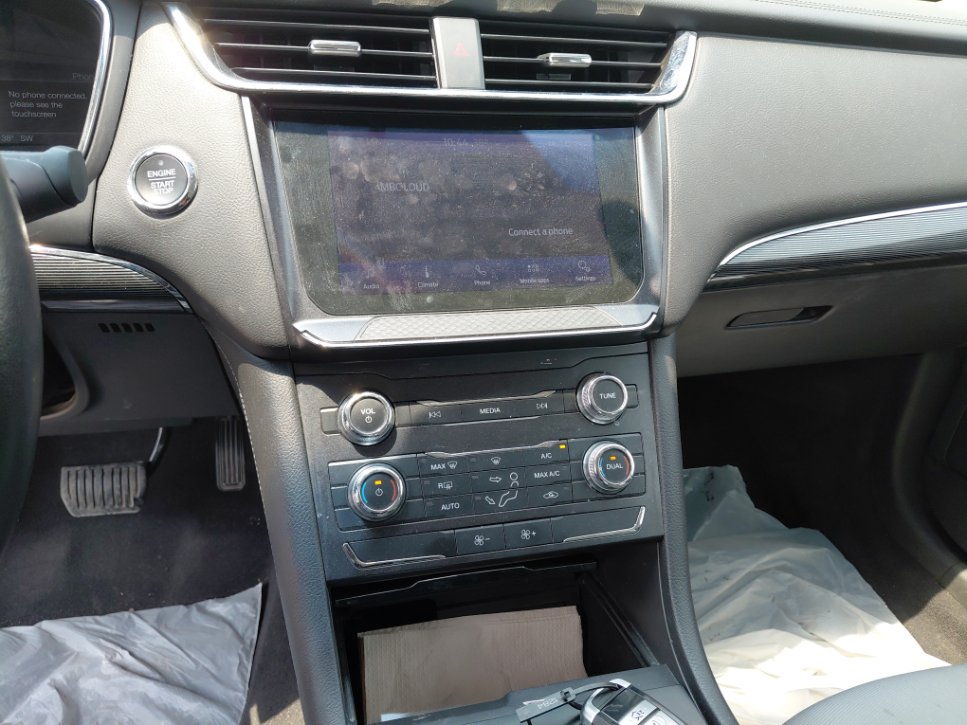 Ford Taurus  2022 image