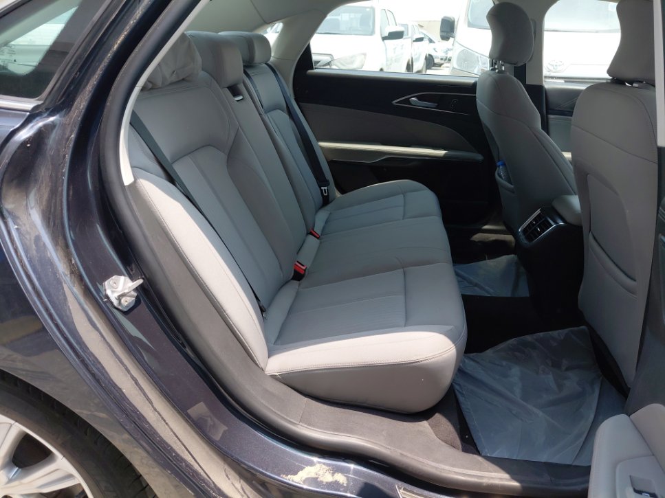 Ford Taurus  2022 image