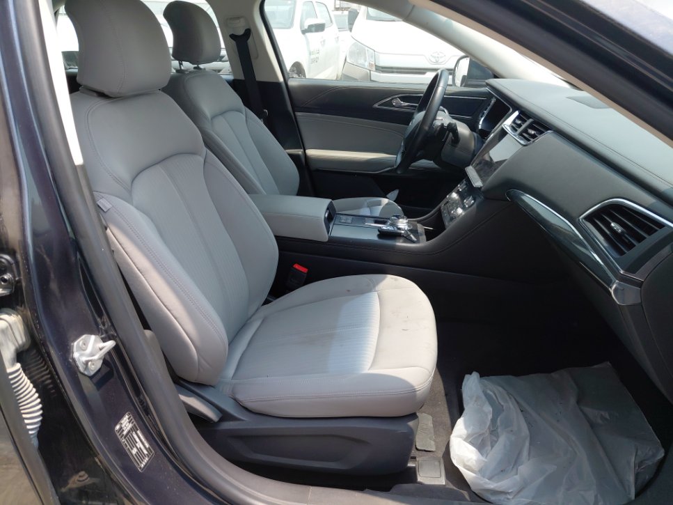 Ford Taurus  2022 image