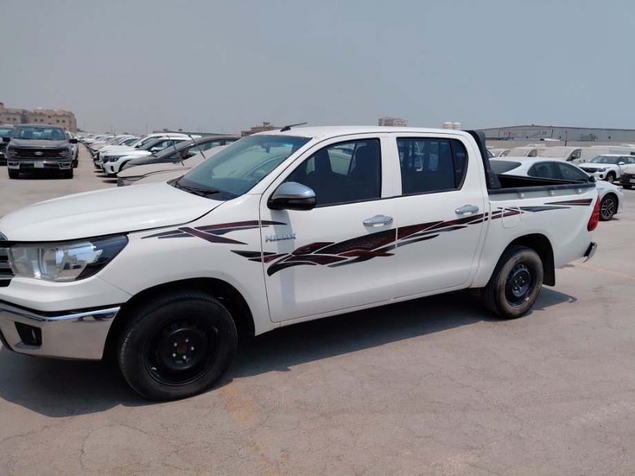 Toyota Hilux  2022 image