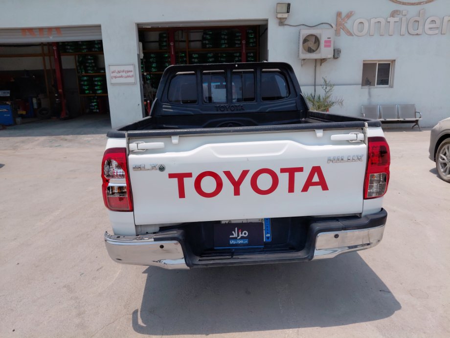 Toyota Hilux  2022 image