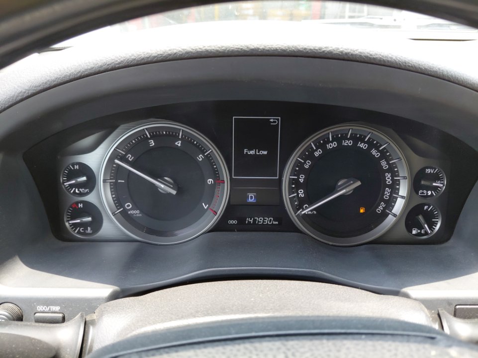 Toyota Land Cruiser GXR 3 2021 image