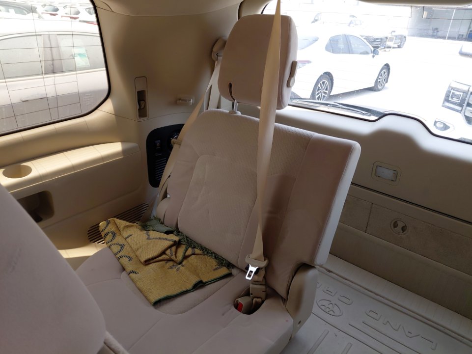 Toyota Land Cruiser GXR 3 2021 image