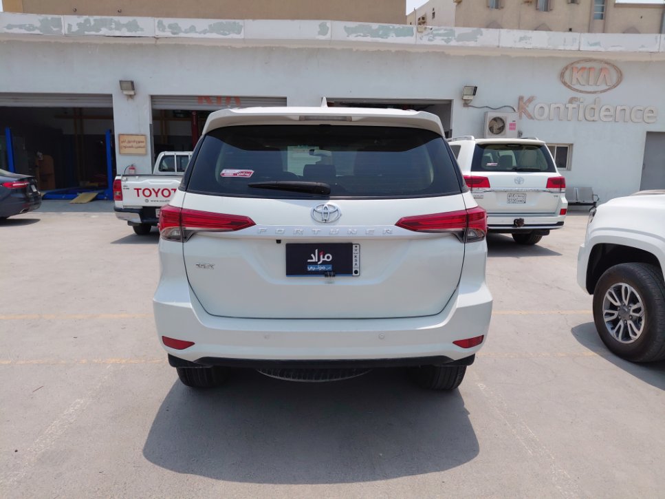 Toyota Fortuner GX2 2022 image