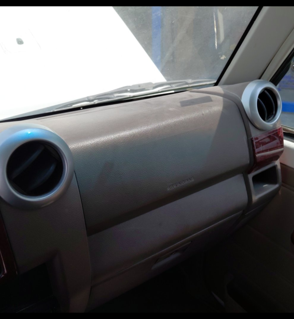 Toyota Land Cruiser Wagon  2021 image