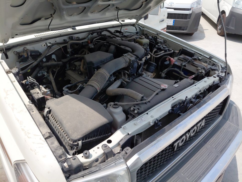 Toyota Land Cruiser Wagon  2021 image