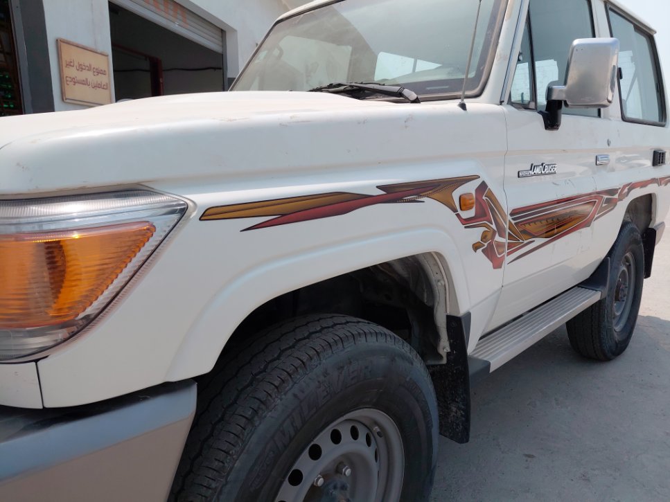 Toyota Land Cruiser Wagon  2021 image