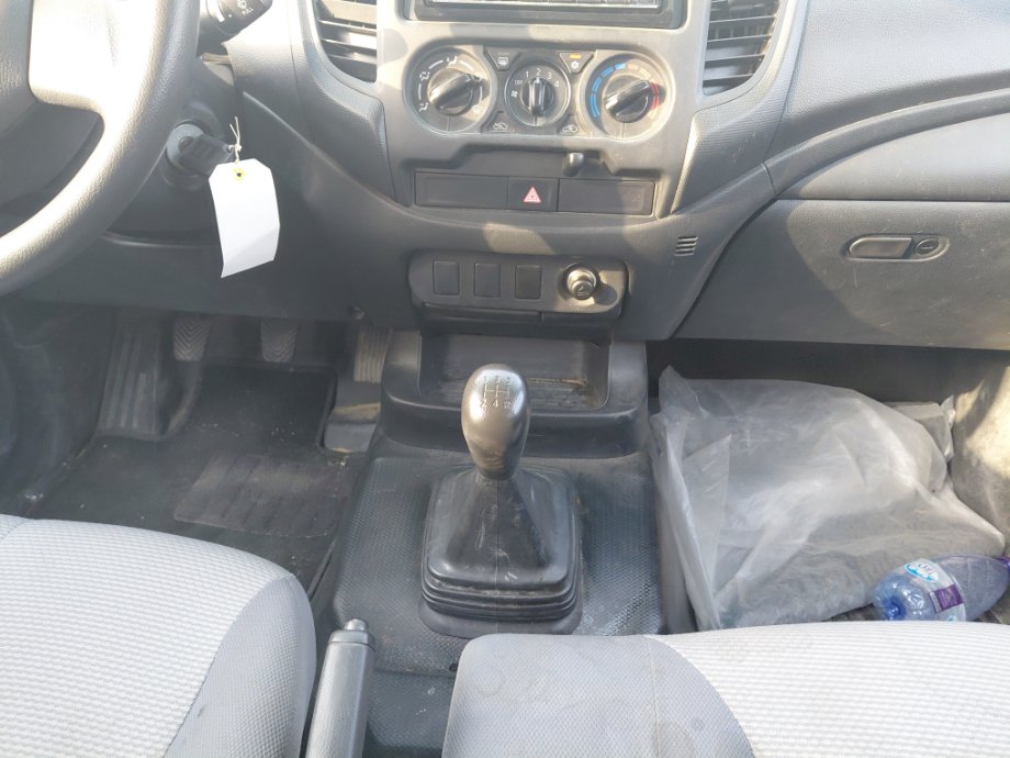 ميتسوبيشي L200  2022 image