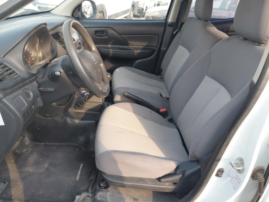 ميتسوبيشي L200  2022 image