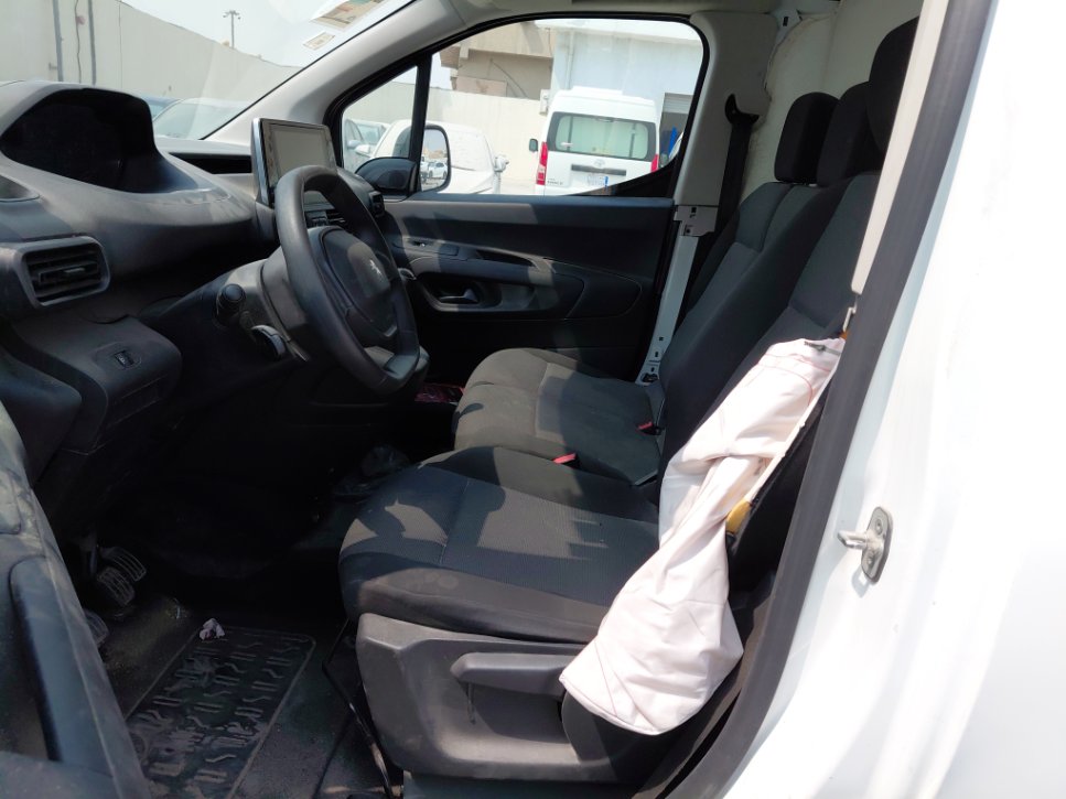 Peugeot  Partner  2023 image