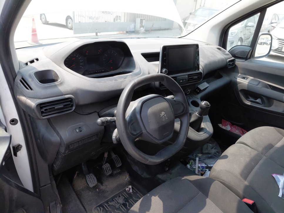 Peugeot  Partner  2023 image