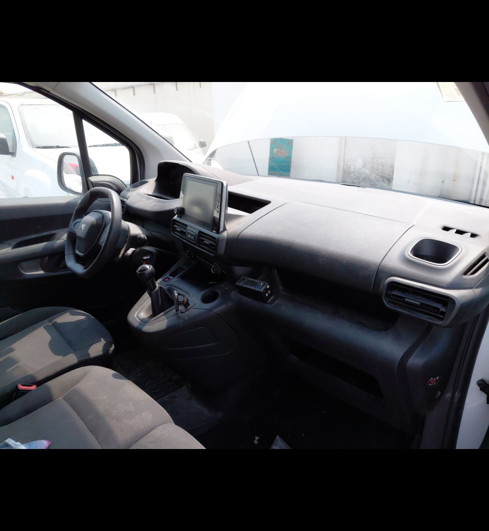 Peugeot  Partner  2023 image