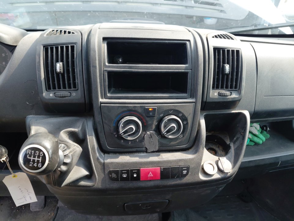 Peugeot  Boxer  2021 image