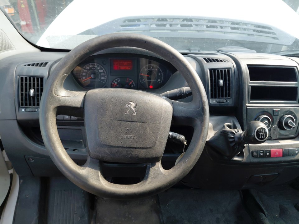 Peugeot  Boxer  2021 image