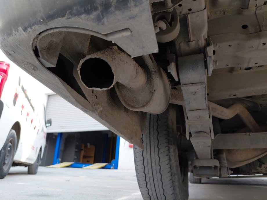 Nissan Urvan  2020 image