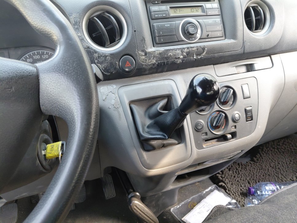 Nissan Urvan  2020 image