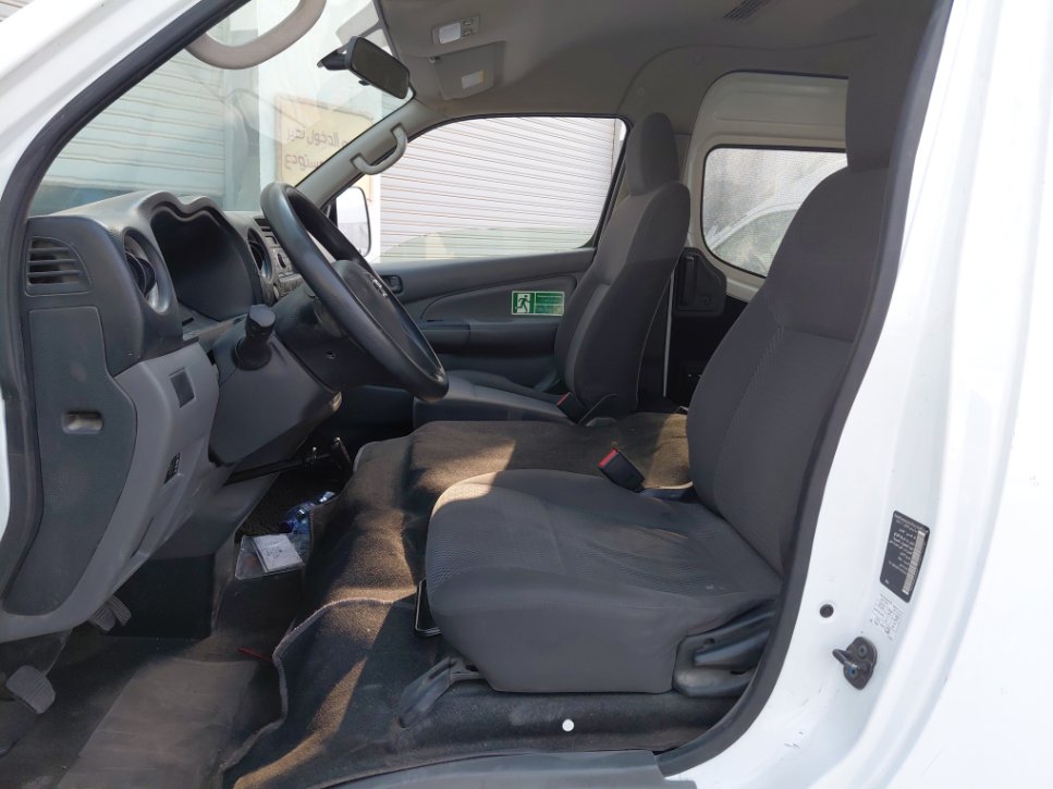 Nissan Urvan  2020 image