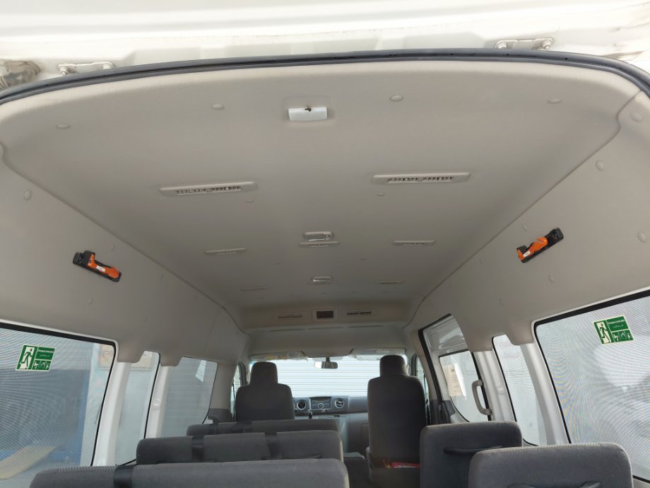 Nissan Urvan  2020 image