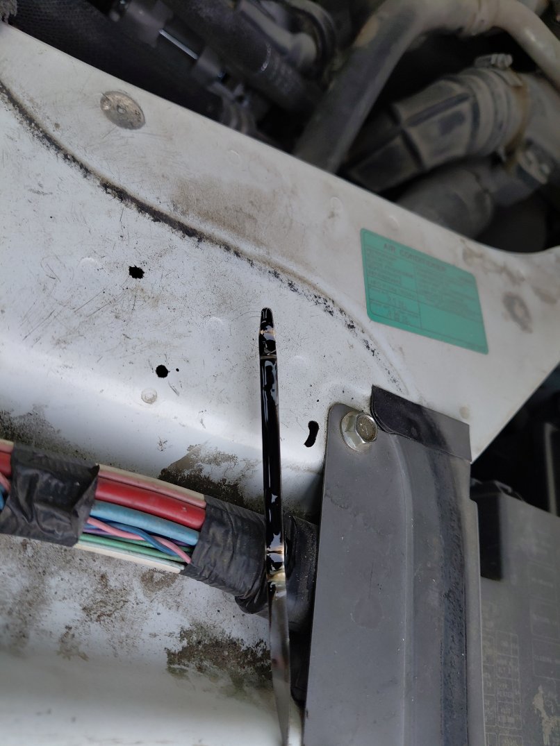 Nissan Urvan  2020 image