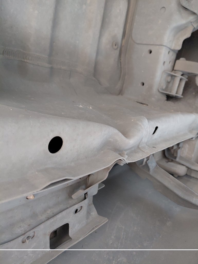 Nissan Urvan  2020 image