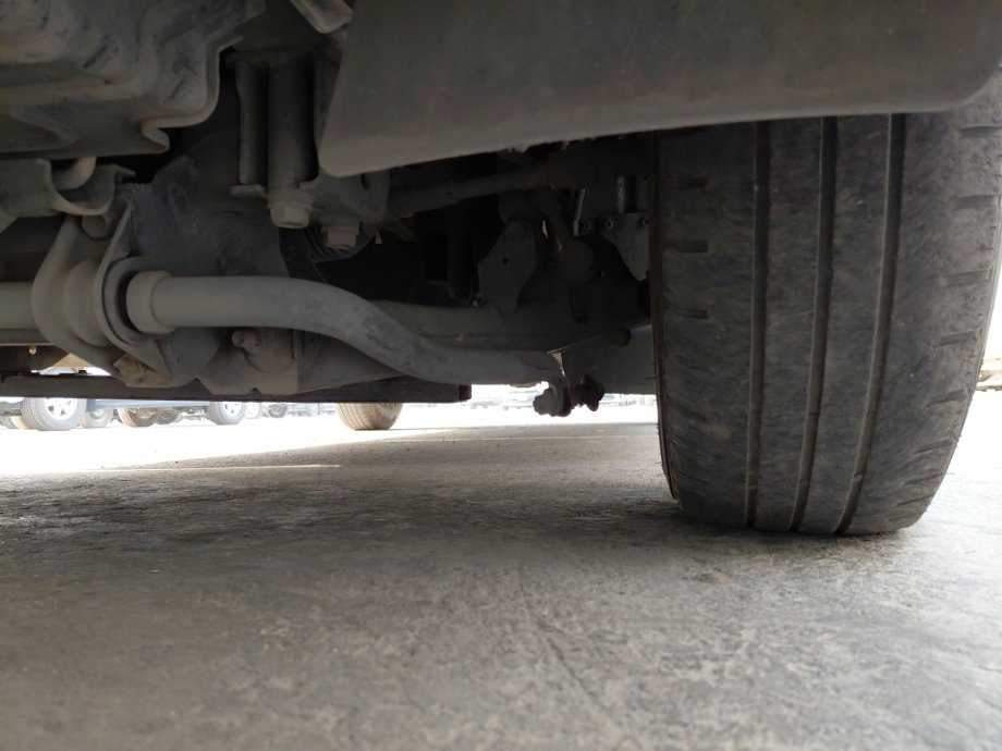 Nissan Urvan  2020 image