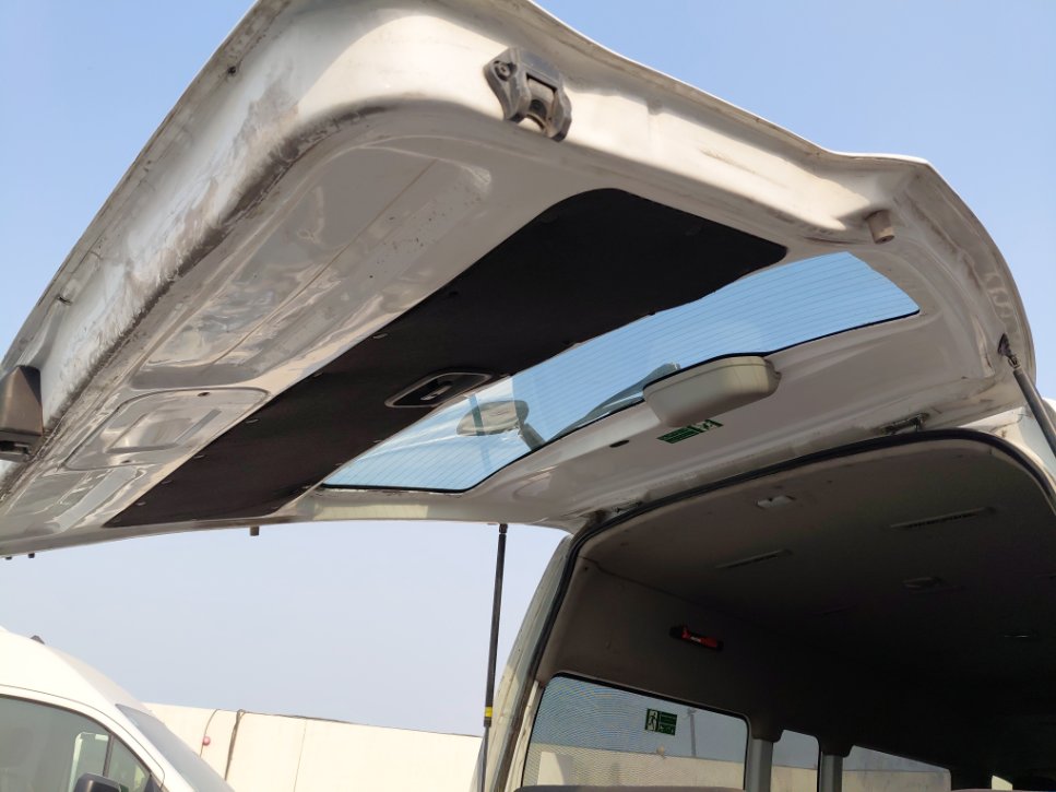 Nissan Urvan  2020 image