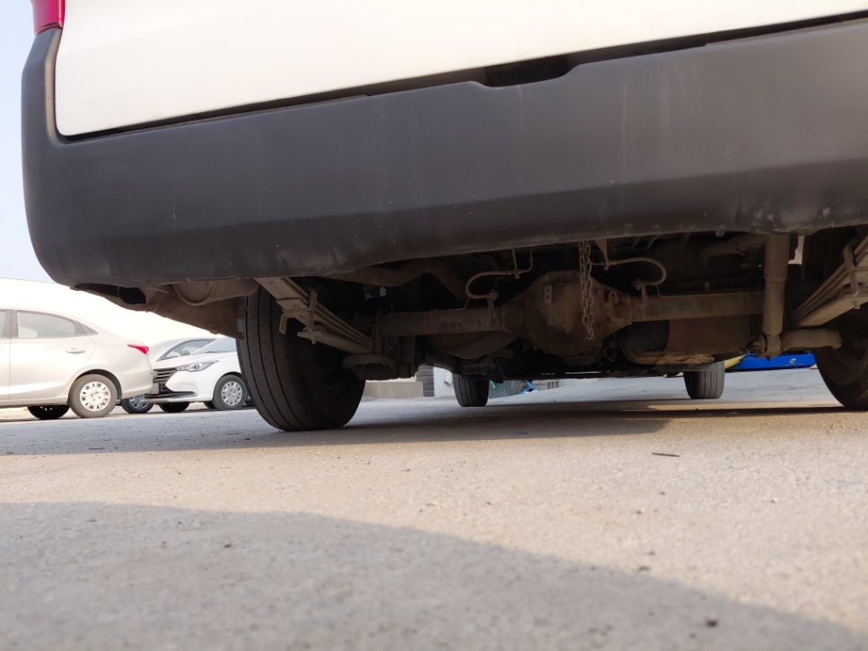 Nissan Urvan  2020 image