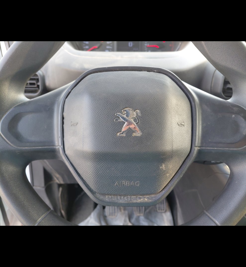 Peugeot  Partner  2023 image