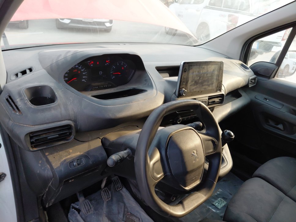 Peugeot  Partner  2023 image