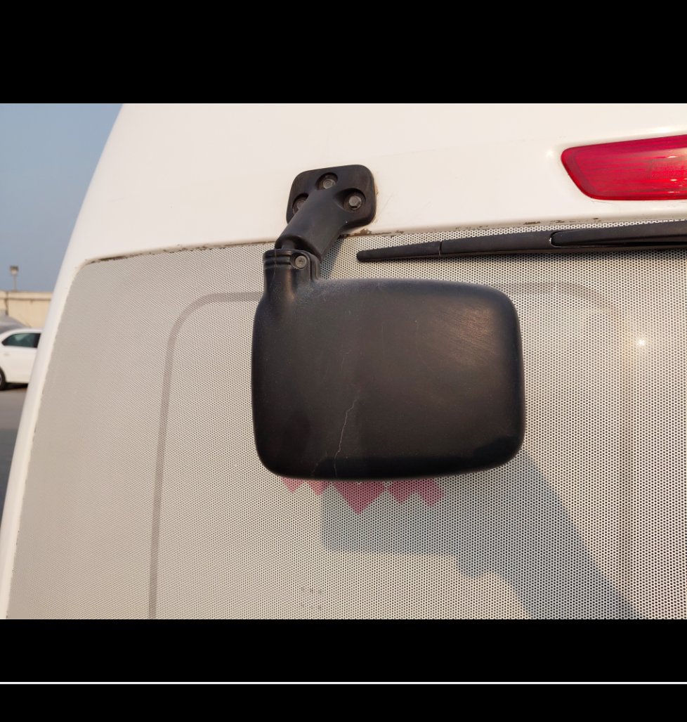 Nissan Urvan  2020 image