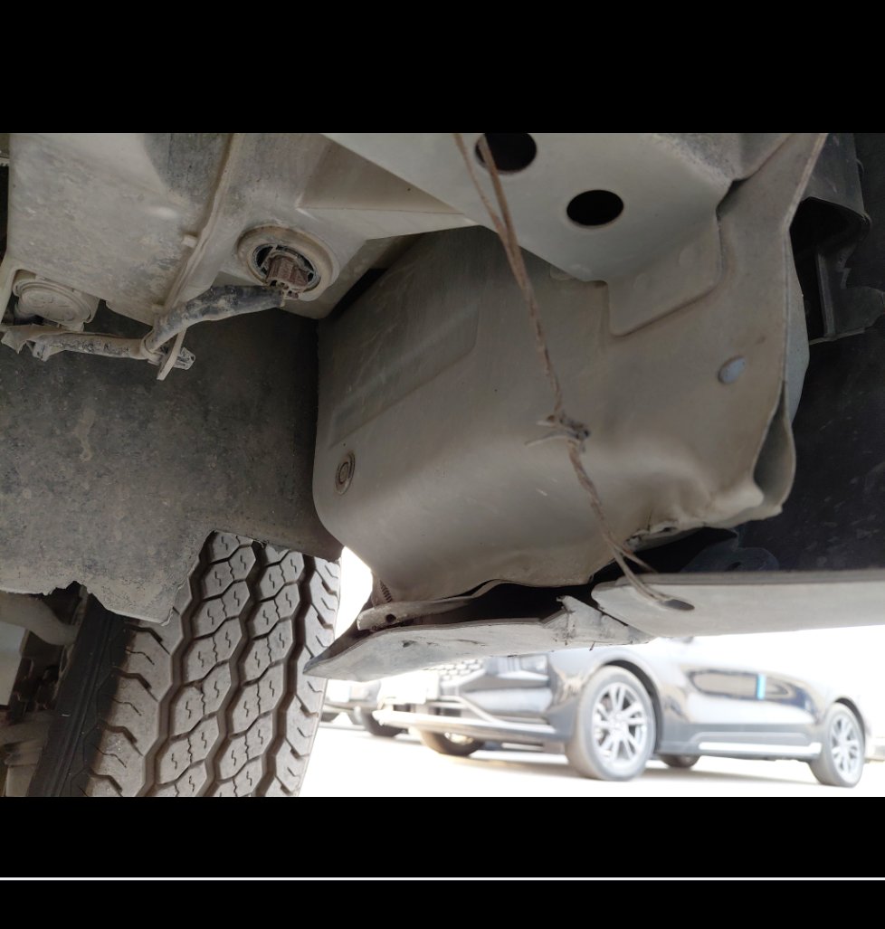 Nissan Urvan  2020 image