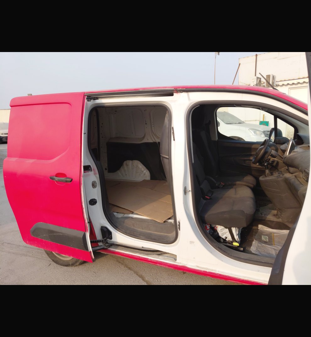 Peugeot  Partner  2023 image