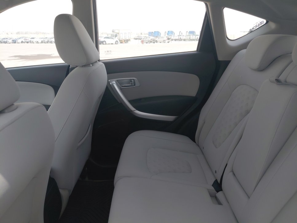 FAW Besturn X80  2015 image